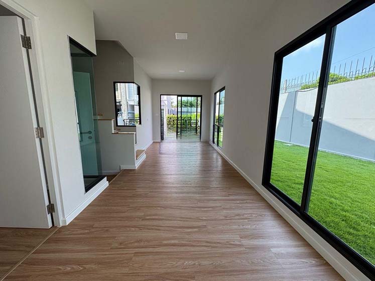 Townhouse in Bangnatrad 