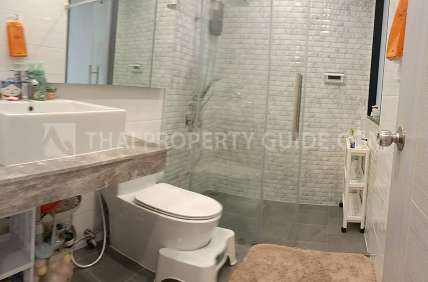 Townhouse in Nichada Thani 