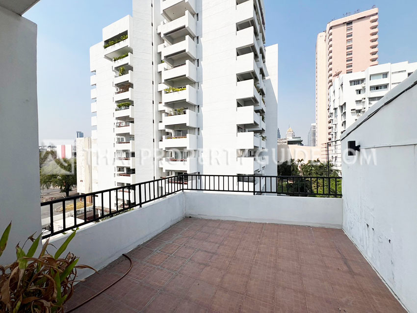 Townhouse in Sathorn 