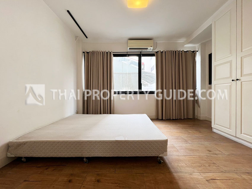 Townhouse in Sathorn 