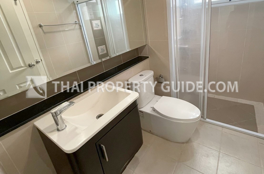 Townhouse in Sathorn 