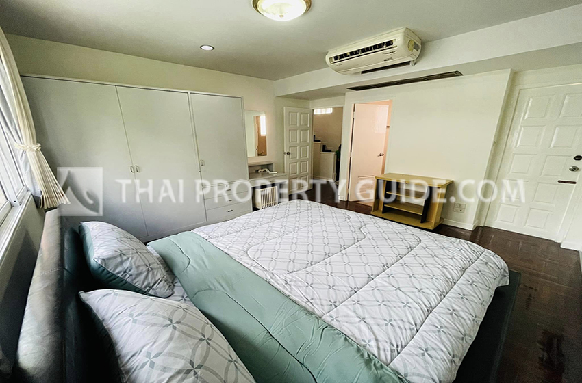 Townhouse in Sukhumvit 