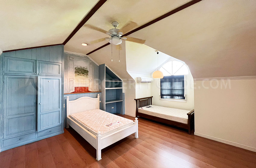 Townhouse in Sukhumvit 