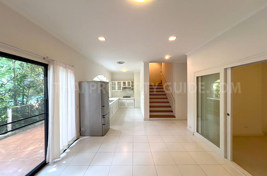 Townhouse in Sukhumvit 