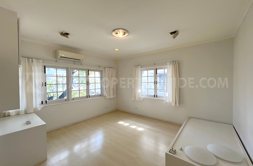 Townhouse in Sukhumvit 