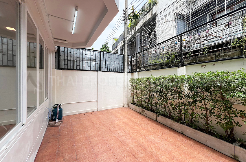 Townhouse in Sukhumvit 