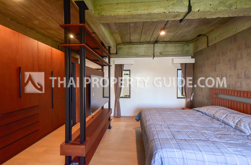 Townhouse in Sukhumvit 