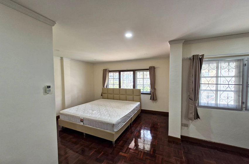 Townhouse in Sukhumvit 