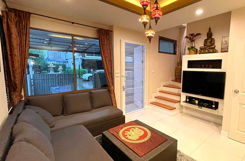 Townhouse in Sukhumvit 