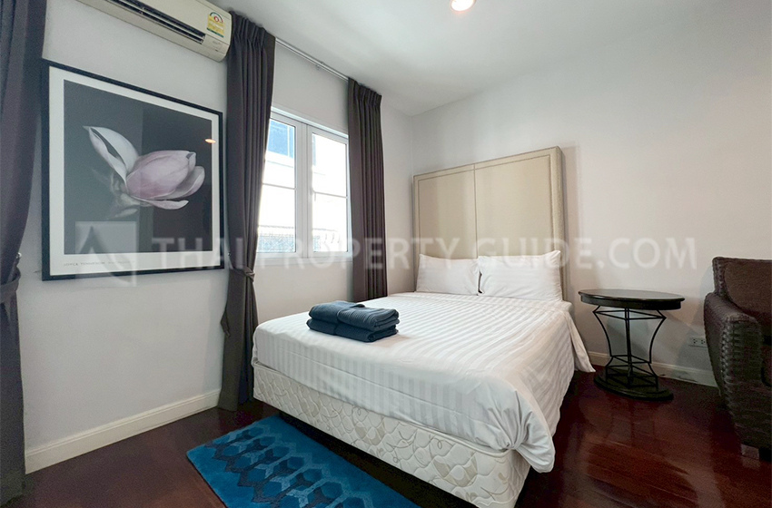 Townhouse in Sukhumvit 