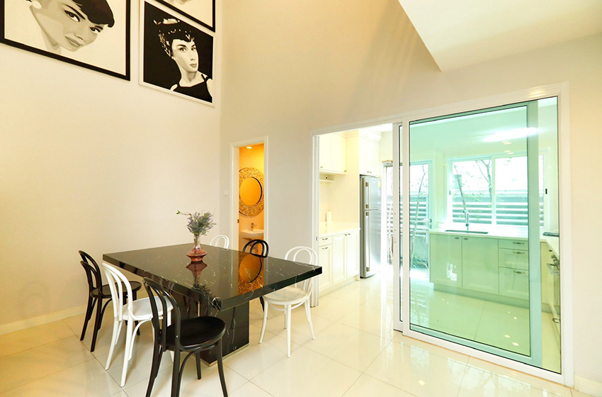 Townhouse in Sukhumvit 