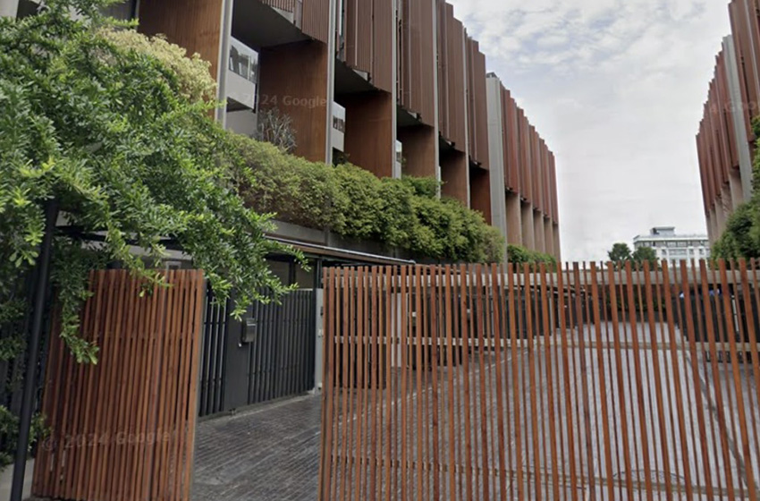 Townhouse in Sukhumvit 