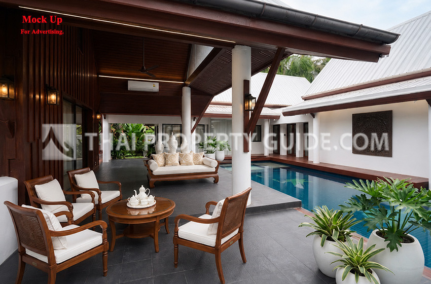 House with Private Pool
