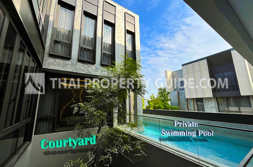 House with Private Pool