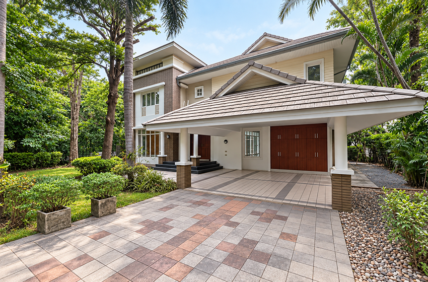 House with Private Pool