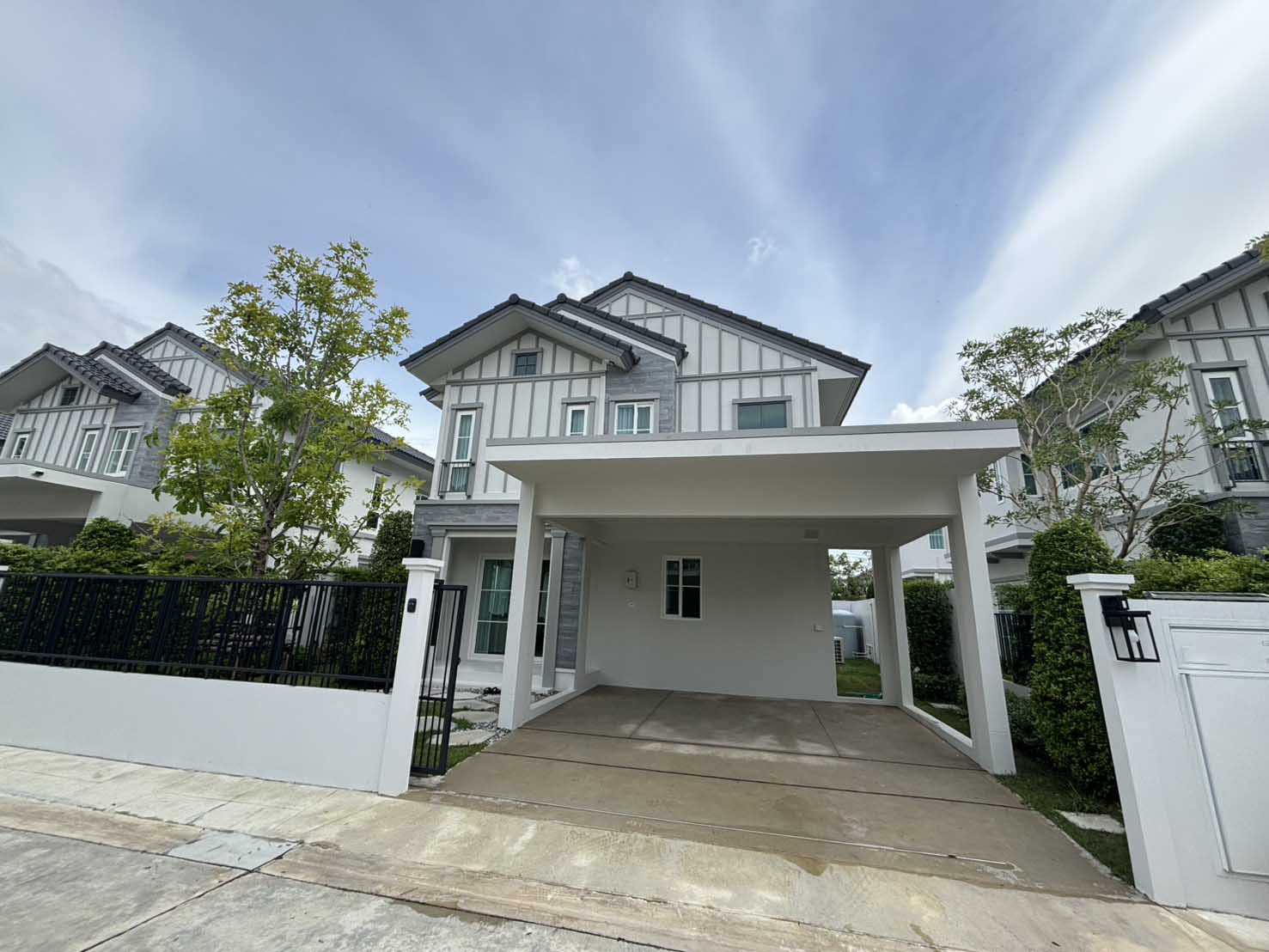 House with Shared Pool