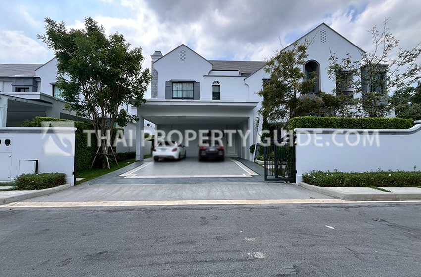 House with Shared Pool